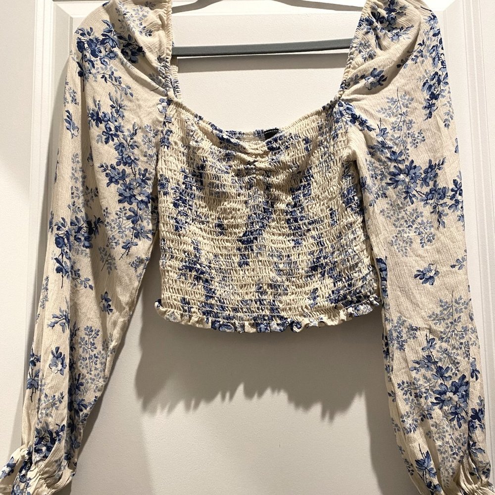 Windsor, Size: XS, Cream with blue floral print